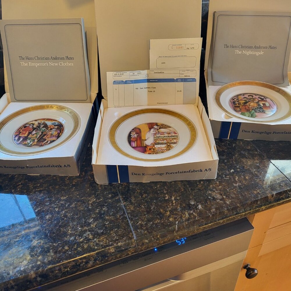 NIB 3 Vintage Royal Copenhagen Hans Christian Andersen Pates (1975)